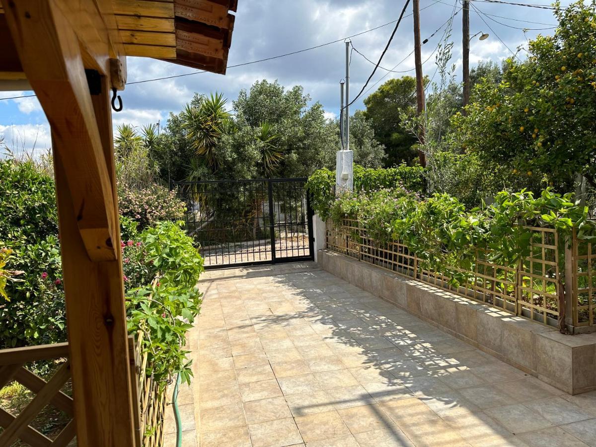 Welcome In Salamina Villa Екстериор снимка